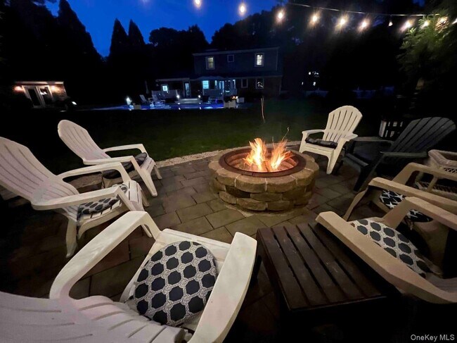 Building Photo - 45 Bellows Terrace