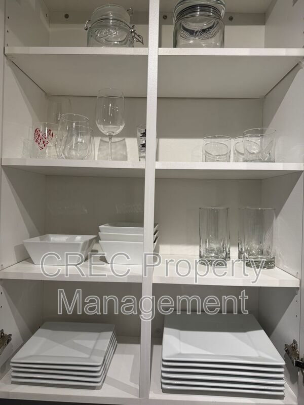 Building Photo - 1202 Grove Park Dr