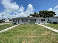 Building Photo - 4136 Shoreline Dr
