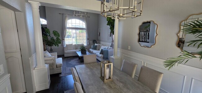 Building Photo - 430 Guinevere Ct