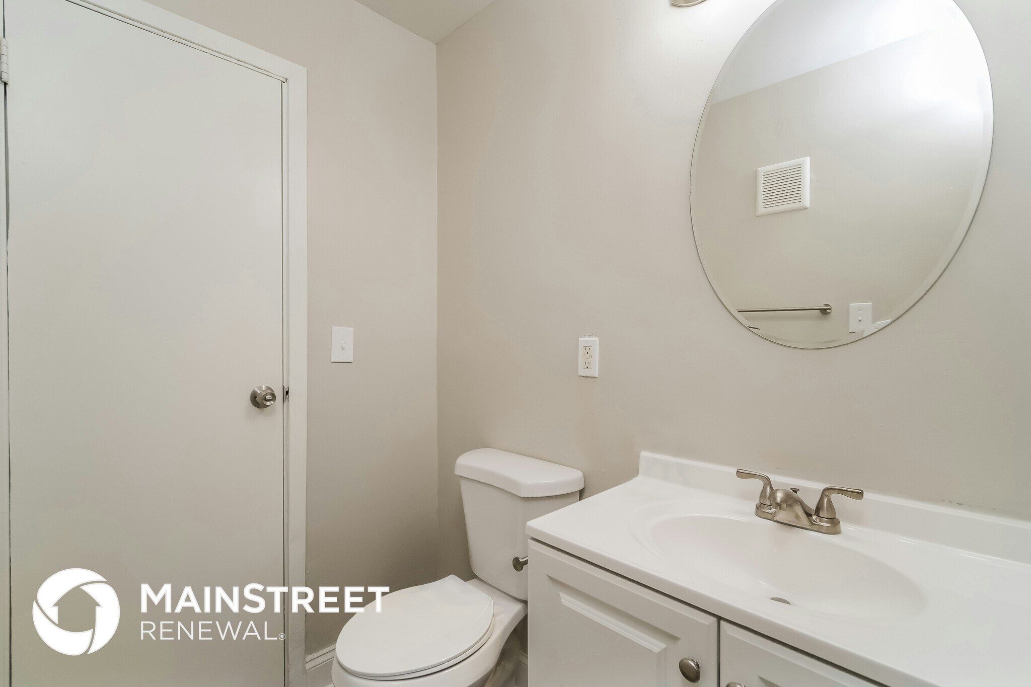 Building Photo - 8413 E 37th Pl