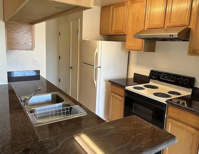 Building Photo - 1751 Liberty St