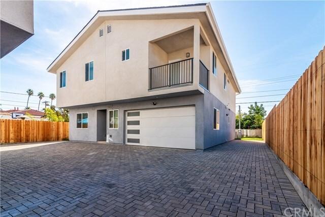 Building Photo - 1255 W 8th St