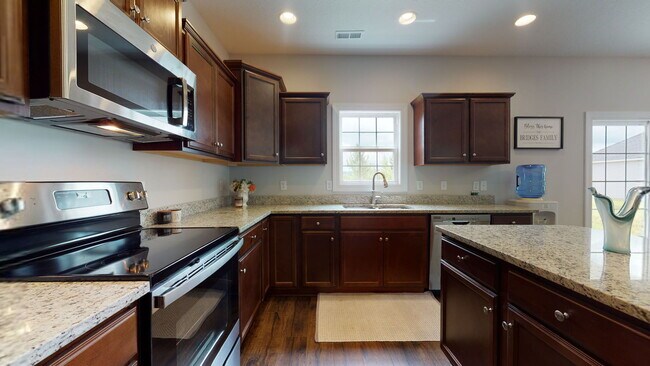 Building Photo - 603 Bonarva Ct