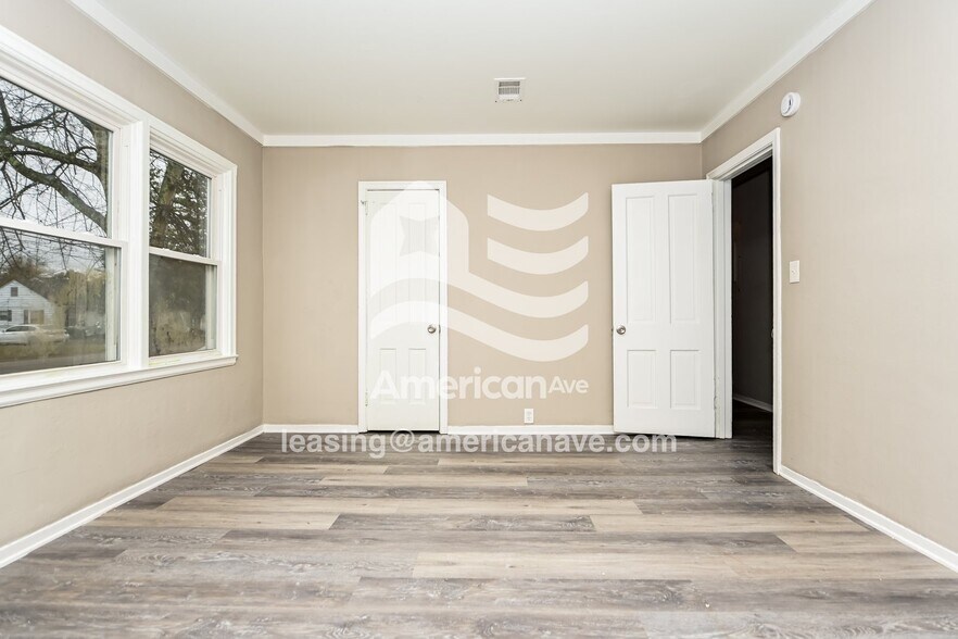 Building Photo - 415 Chamlee Dr