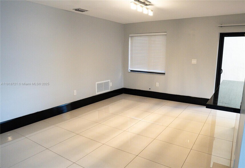 Building Photo - 14318 SW 176th Ter