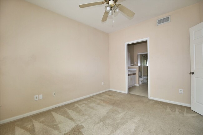 Building Photo - 1330 Old Spanish Trl