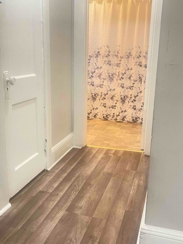 Building Photo - 214 Chamberlain Ave