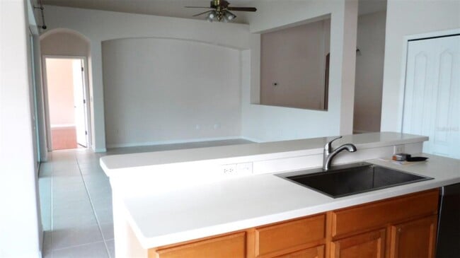 Building Photo - 1029 Millebourne Way
