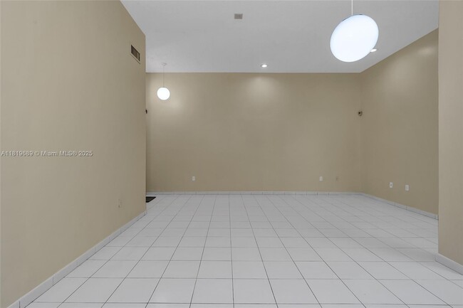 Building Photo - 11473 SW 72nd Terrace