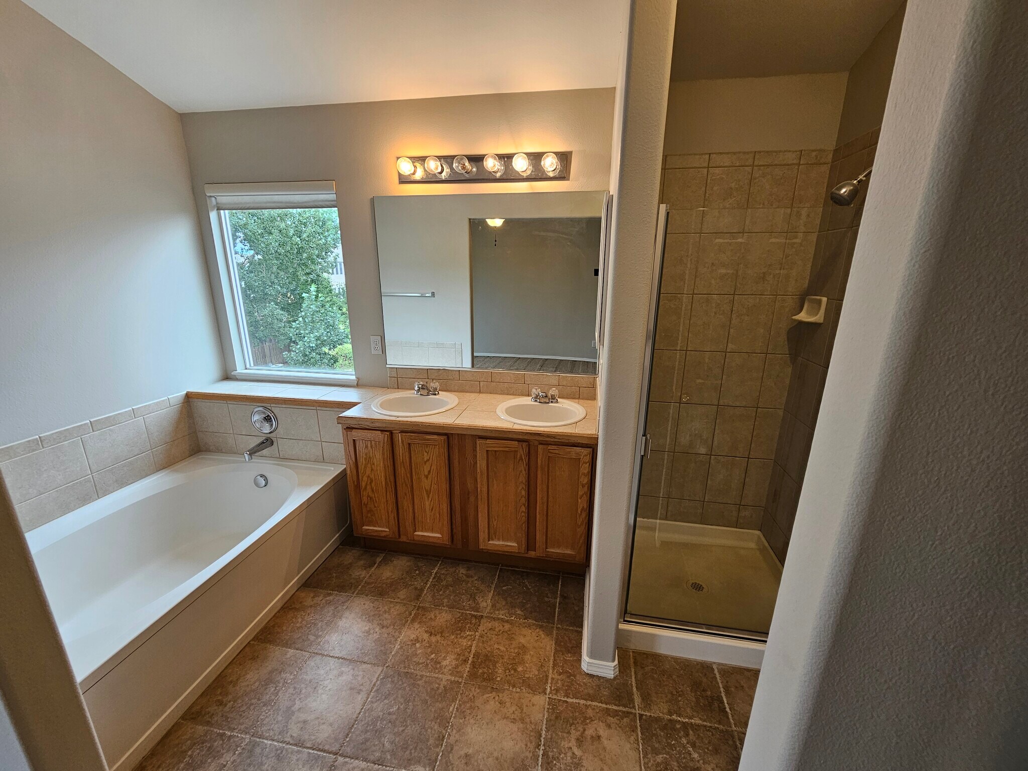 Building Photo - 6672 Wild Indigo Dr