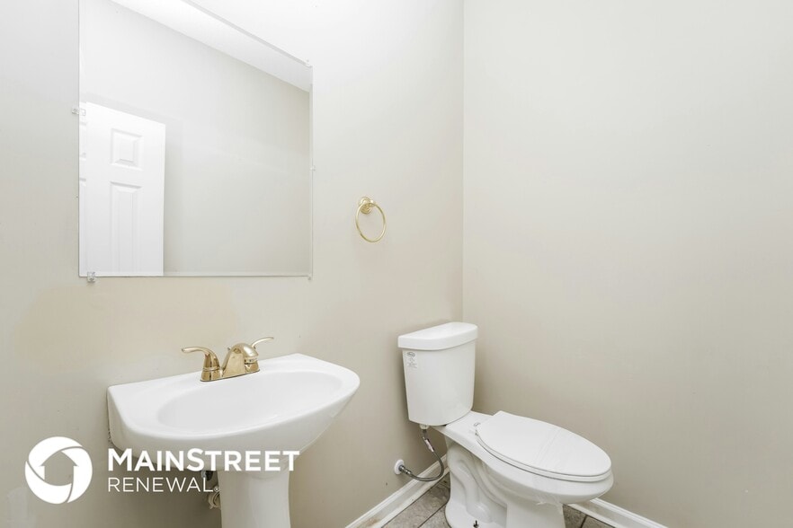 Building Photo - 2305 Nicole Dr