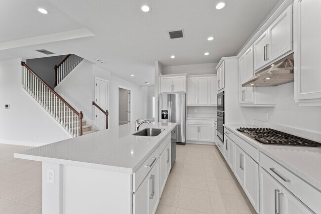 Building Photo - 12542 Nautilus Cir