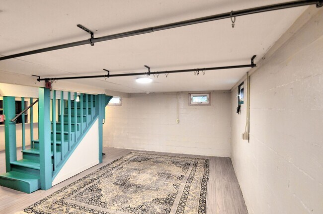 Building Photo - Charming 1-Bedroom Unit in Eastside Olympia