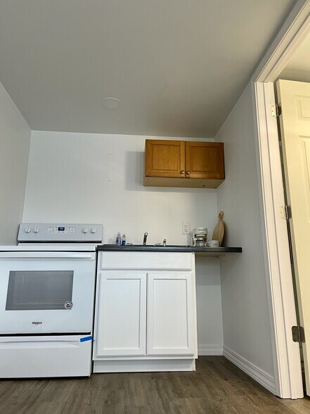 Building Photo - 732 Bonaire Rd