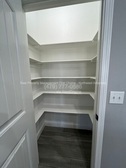 Building Photo - 3661 Ambrosia Ln