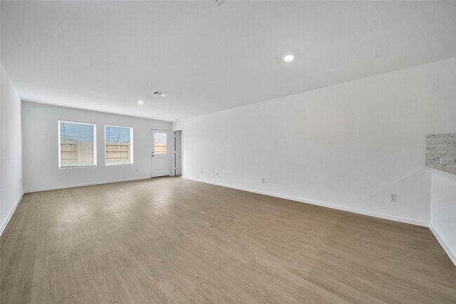 Building Photo - 31406 Casacalenda Ln