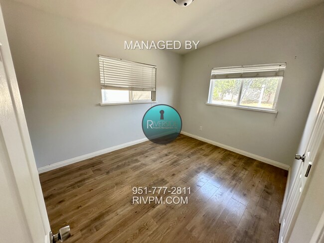 Building Photo - Charming Riverside Home with RV Parking, S...