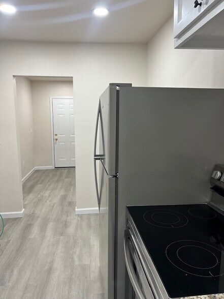 Kitchen view - 1220 W 16th Ave