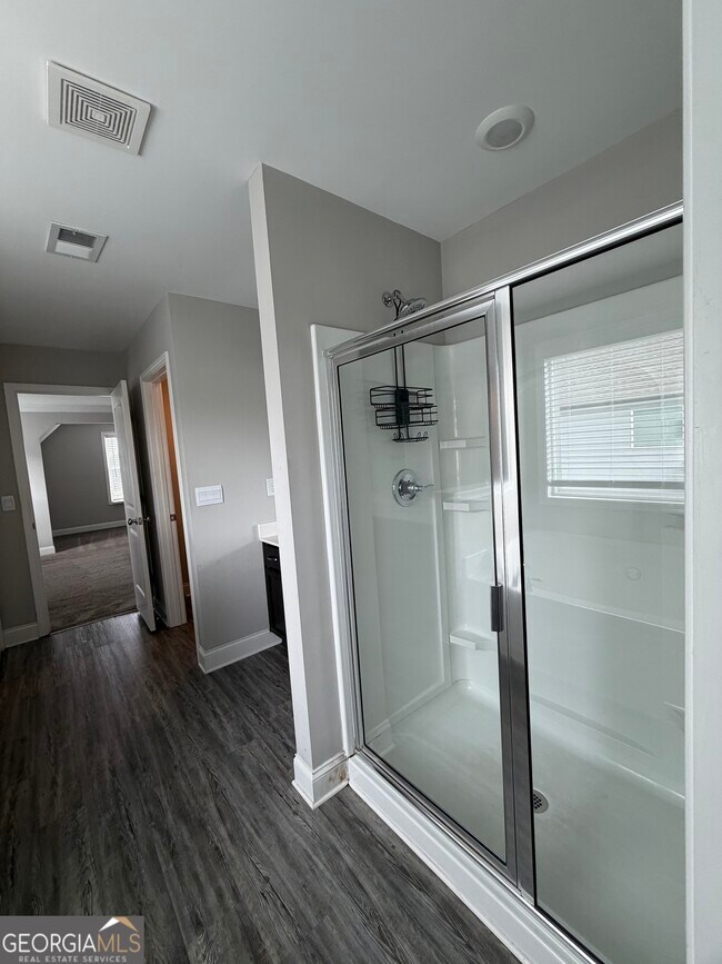 Building Photo - 1120 Riverwalk Manor Dr