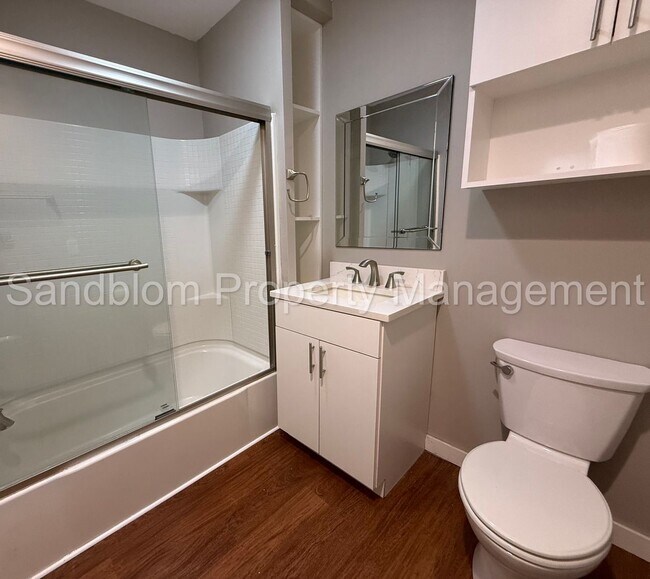 Building Photo - For Lease | University of Tulsa | $1750 Rent