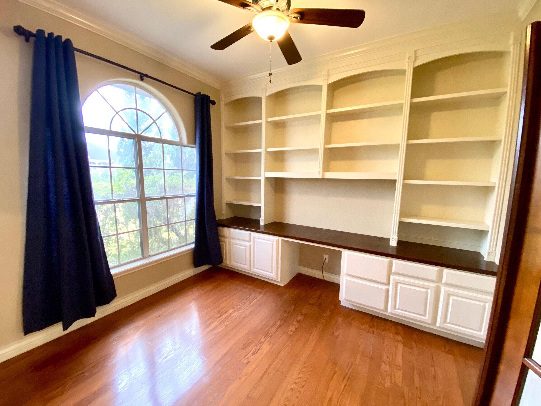 Building Photo - 1551 Briarwyck Dr