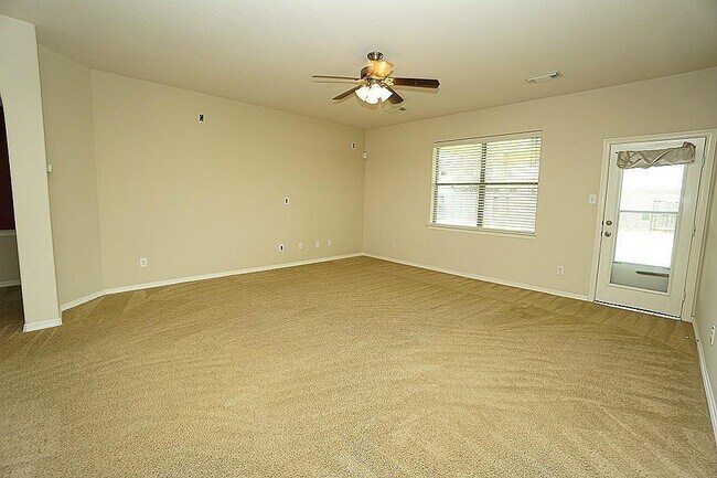 Building Photo - 4022 Regal Stone Ln