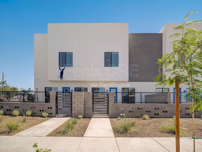 Building Photo - 775 W Coolidge St