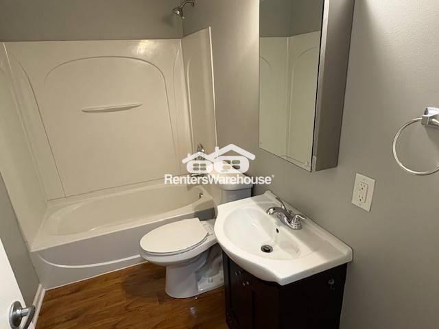 Building Photo - 8191 E River Rd