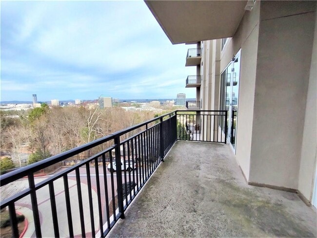 Building Photo - 2950 Mt Wilkinson Pkwy SE