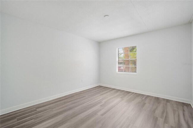 Building Photo - 5305 San Sebastian Ct