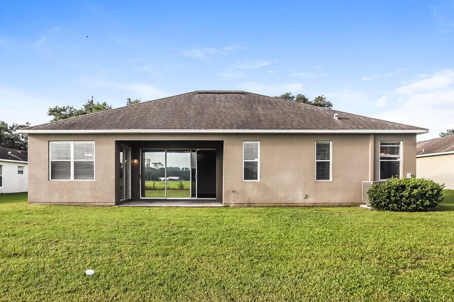 Building Photo - 2459 Hamlet Cir