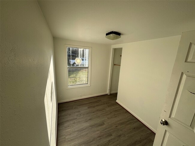 Building Photo - 11440 Underwood St