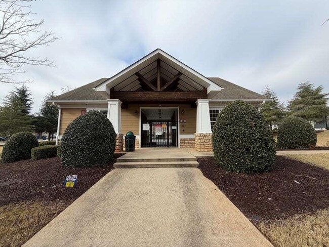 Building Photo - 2473 Capella Cir SW