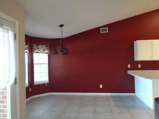 Building Photo - 3992 Holleyberry Ln