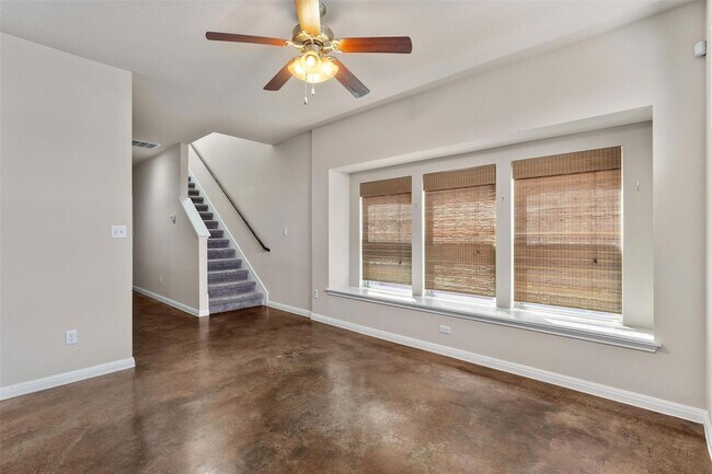Building Photo - 4606 Graceful Ln