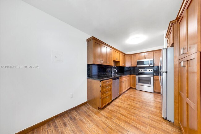 Building Photo - 2841 NE 163rd St