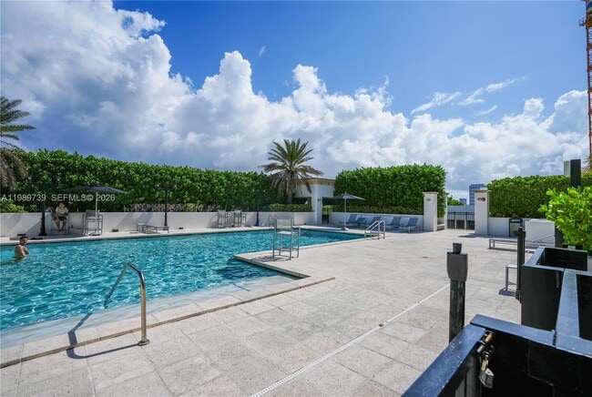 Building Photo - 4100 Salzedo St