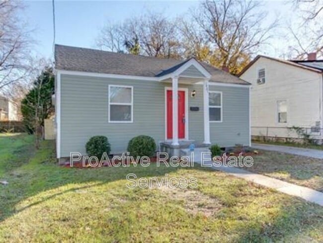 Building Photo - 1421 Des Moines Ave