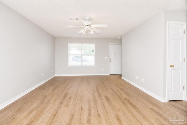 Building Photo - 10588 Wilderness Ln
