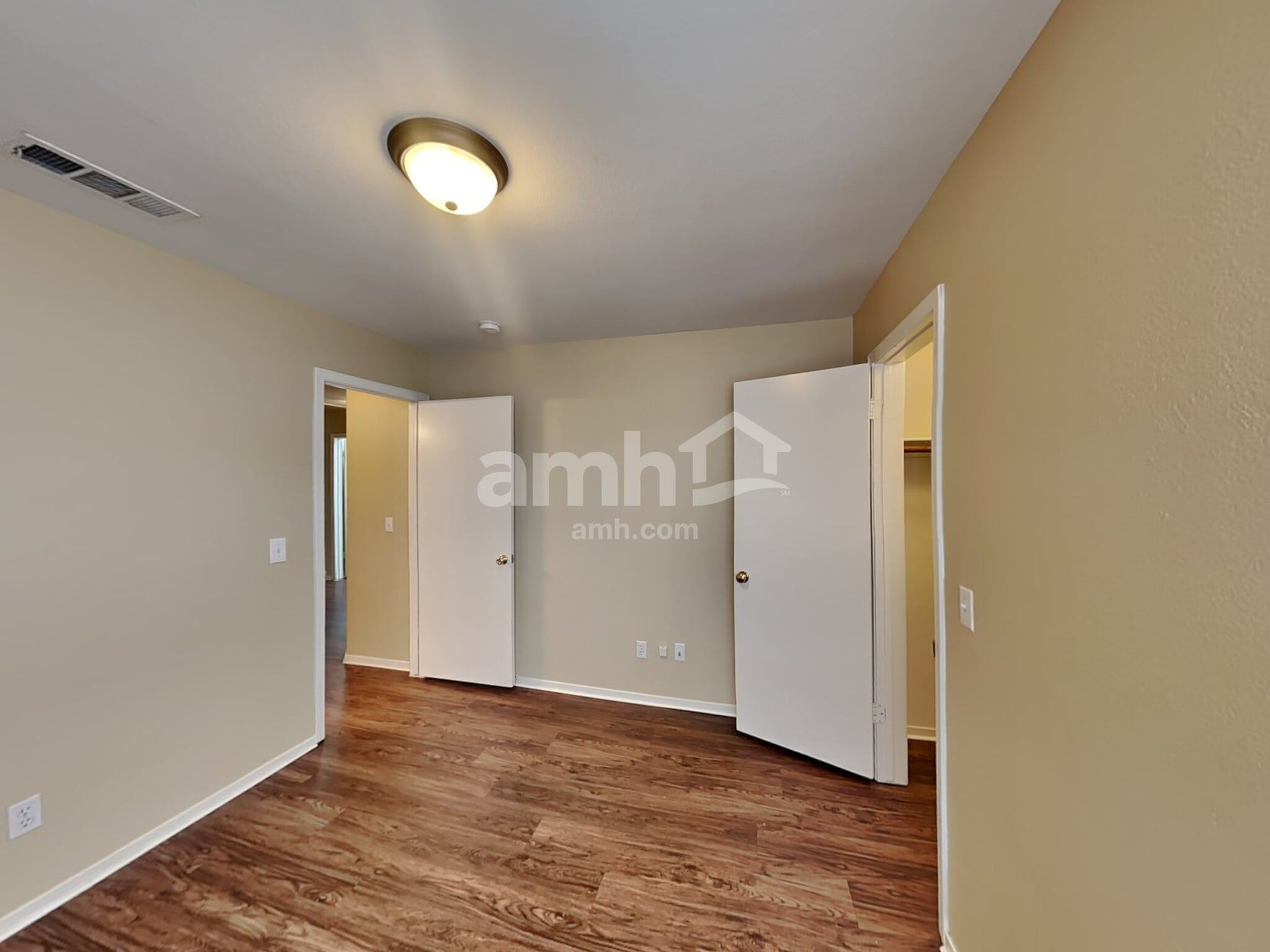 Building Photo - 1812 Sierra Valley Way