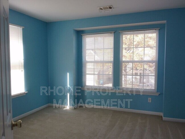 Building Photo - 5605 Sable Bay Point