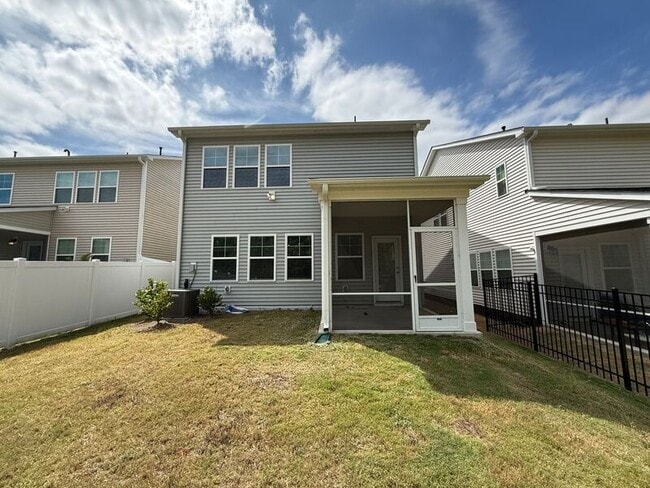 Building Photo - 388 Garden Vine Trl