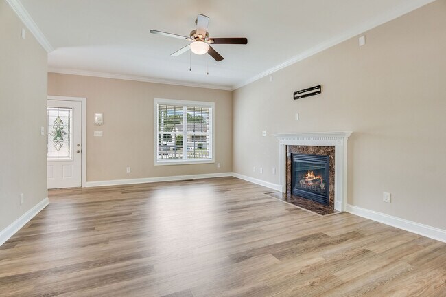 Building Photo - 107 McKinnon Pl