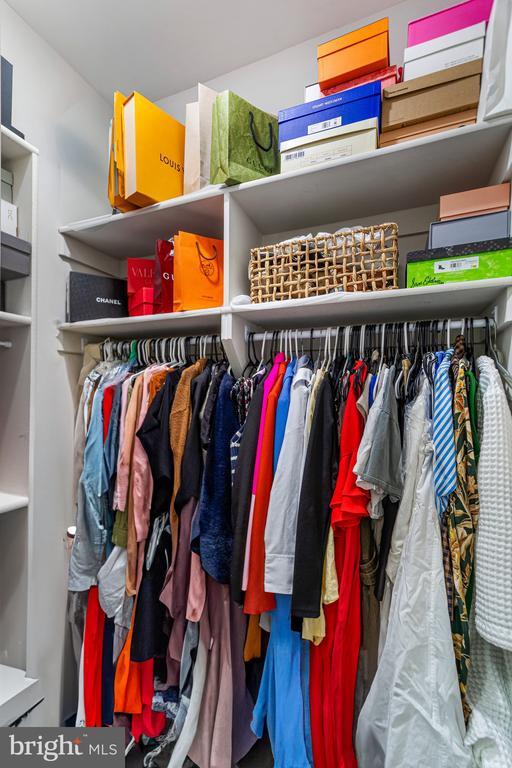 Building Photo - 1028 Bladensburg Rd NE