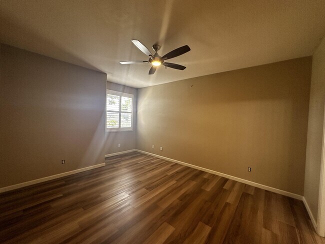 Building Photo - 1344 Paizay Pl