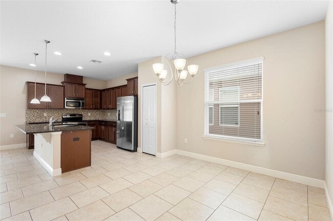 Building Photo - 1497 Softshell St