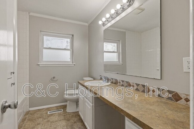 Building Photo - 20154 E 3rd St