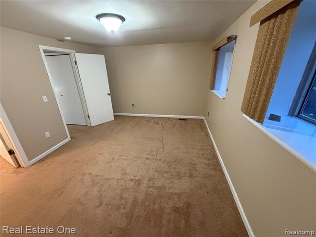 Building Photo - 37035 E Aragona Dr