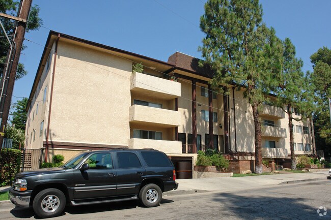 Building Photo - Americana Apartments